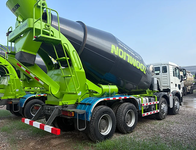 HOWO TX 8×4 Concrete Mixer Truck